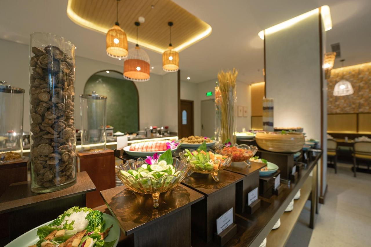 Cozy Danang Boutique Hotel Экстерьер фото